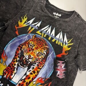Def Leppard Animal T Shirt Gray Acid Wash Band Tee‎ Rock and Roll
